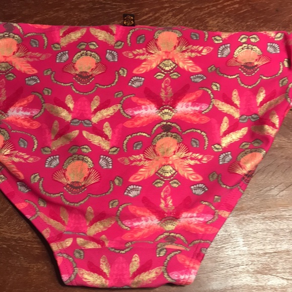 La Vie En Rose Two Piece - Picture 14 of 17